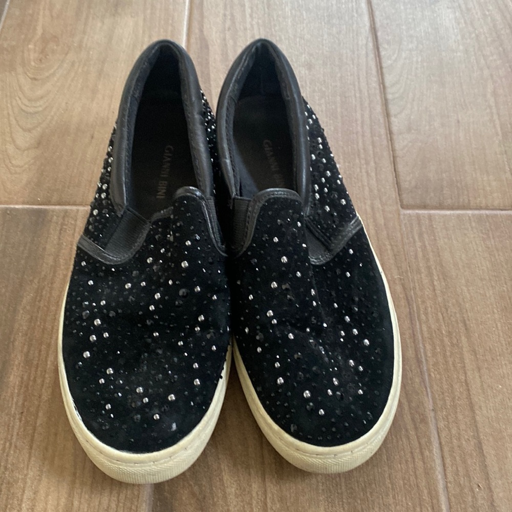 Gianni Bini Slip Ons
